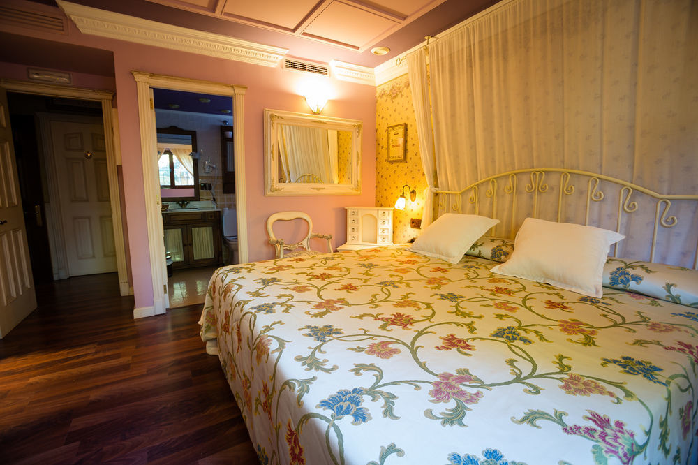Hotel Ibb Masia De Lacy 4*