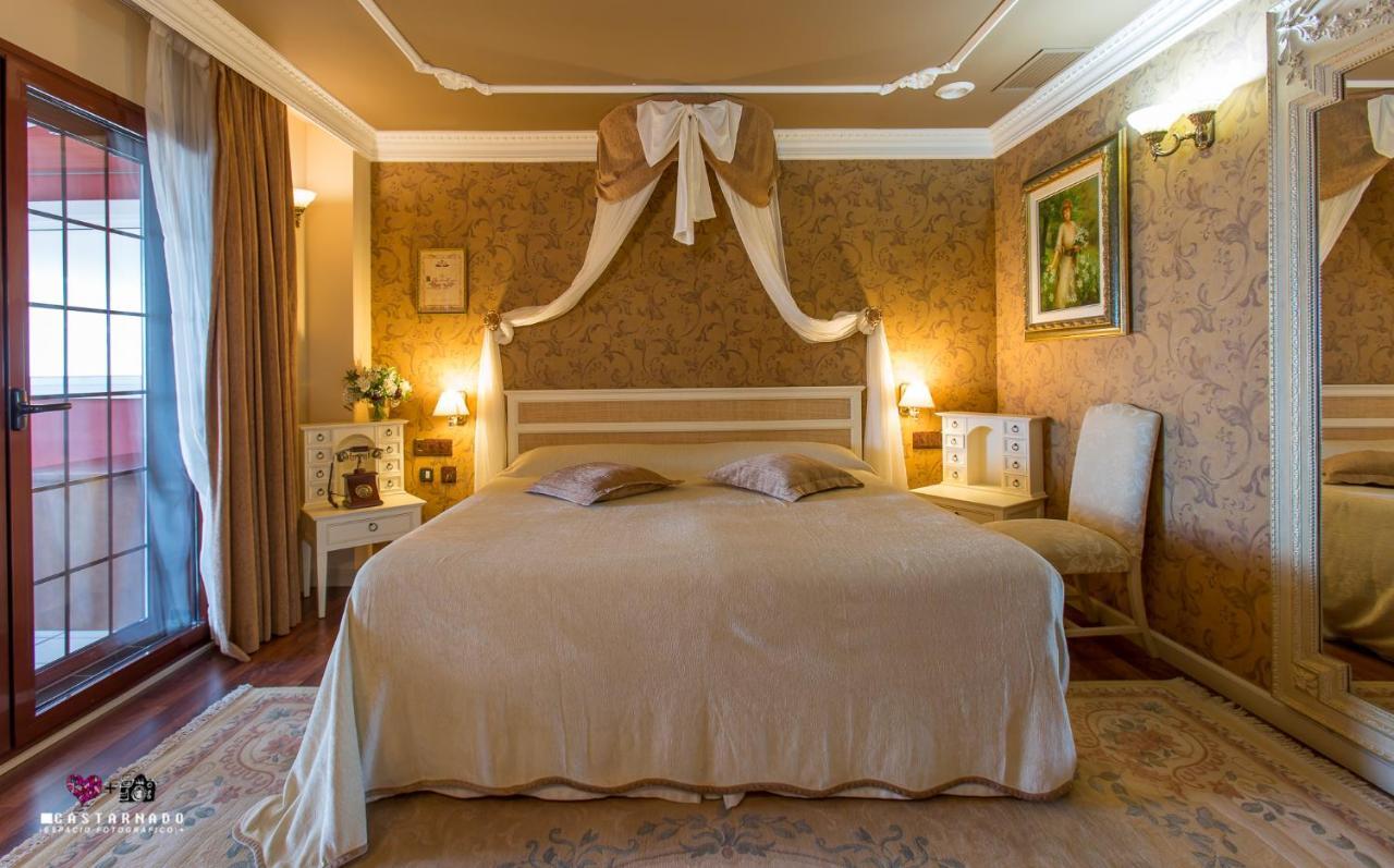 Ibb Masia De Lacy Hotel